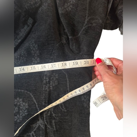 Vintage Velvet Jacket Black Floral Boho Artsy Cottagecore Dark Academia Medium - Picture 8 of 10